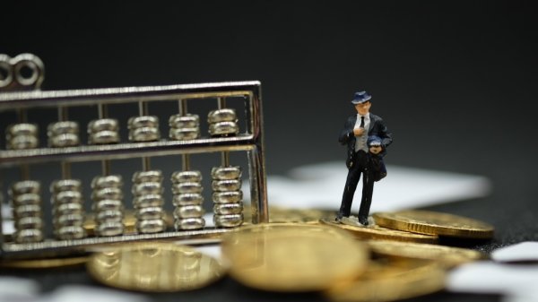10倍杠杆平台 中证协发布《公开募集证券投资基金管理人参与上市公司治理管理规则》